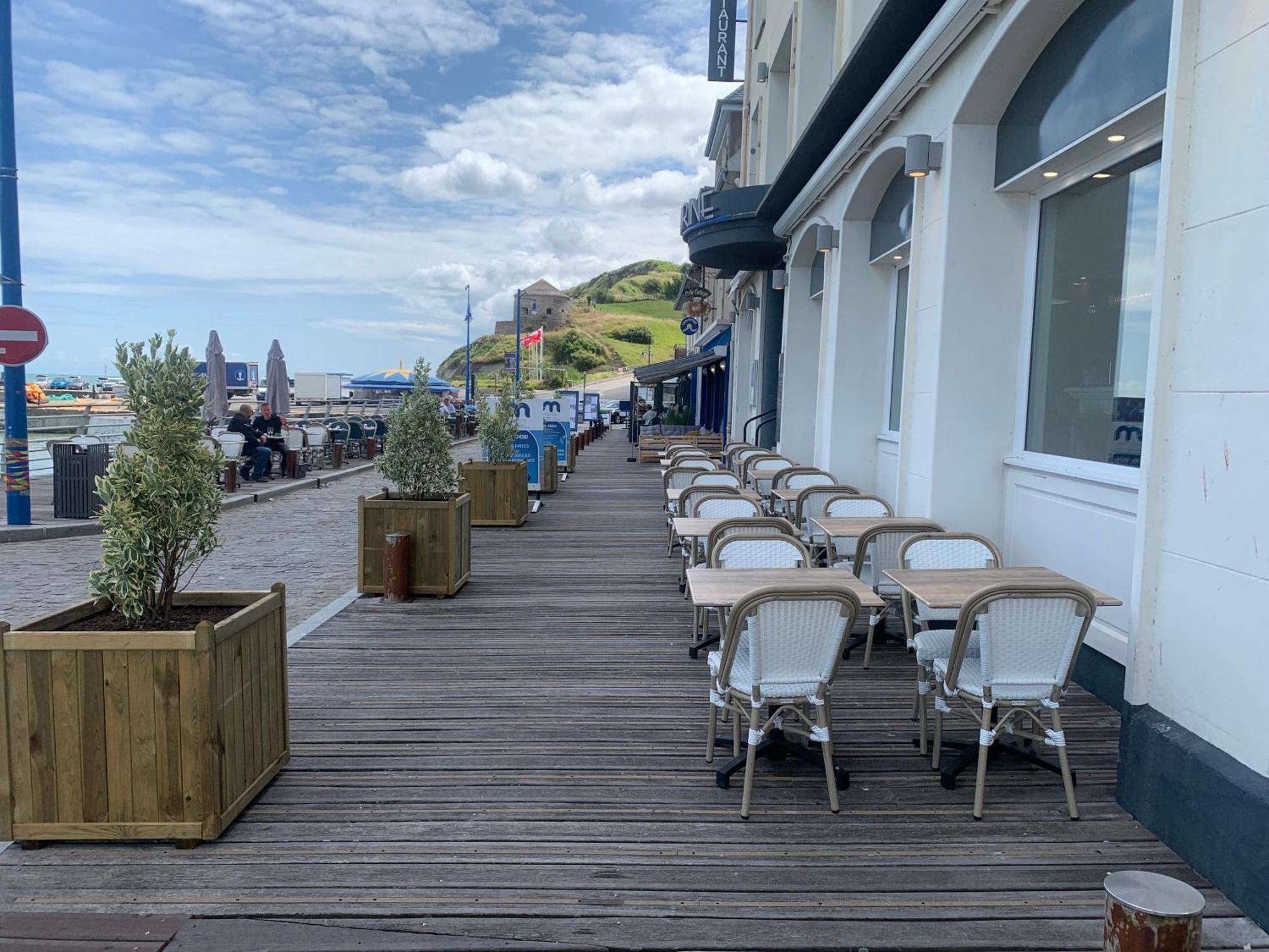 Le Grand Hotel De La Marine "Face A La Mer" Port-en-Bessin-Huppain Exterior foto